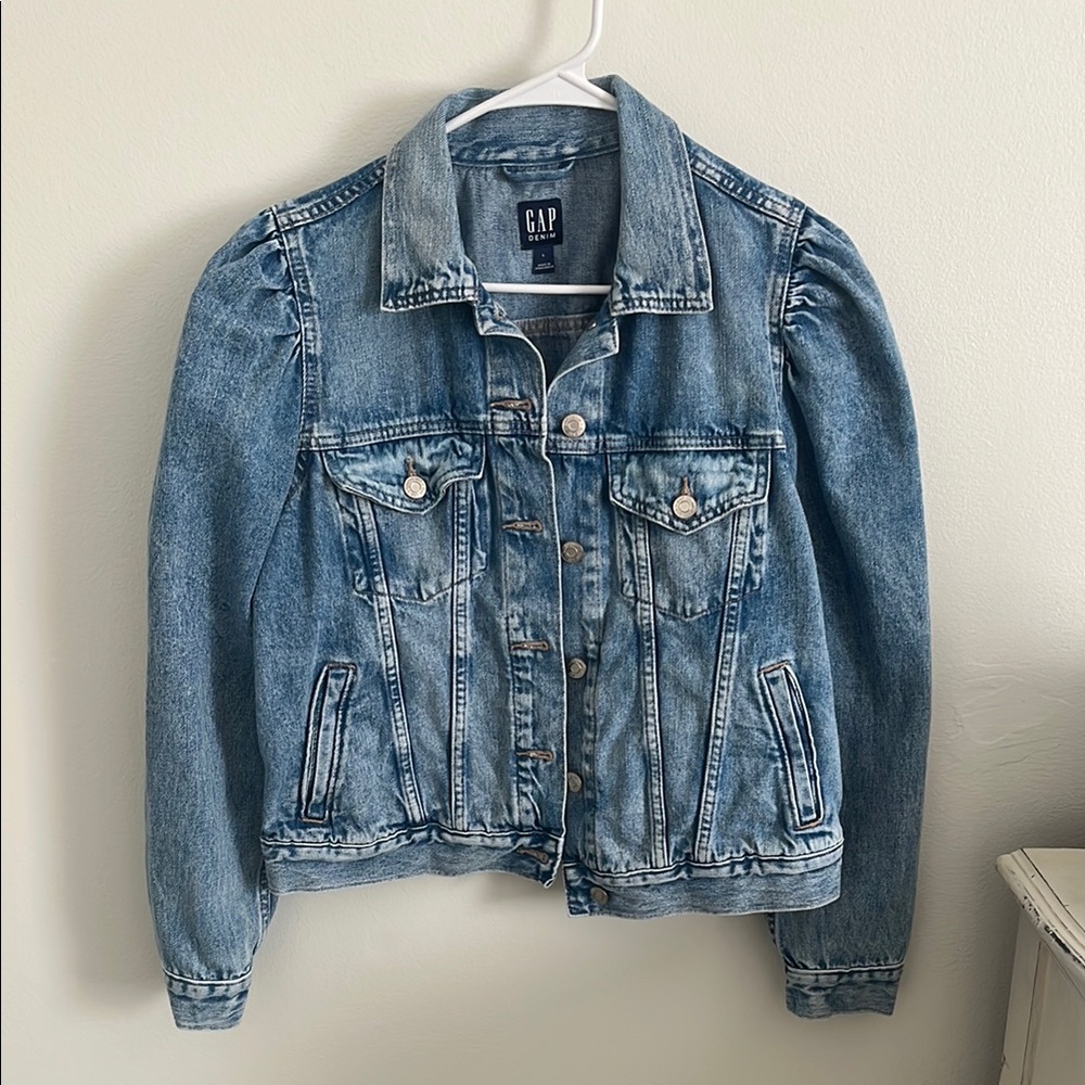 GAP Women's Blue Denim Jacket
